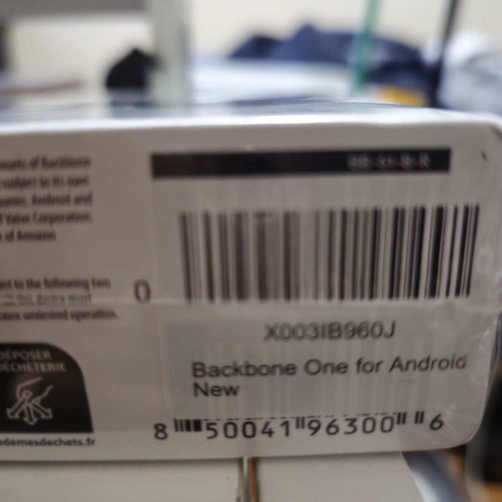Black Handheld Console - Picture 2 of 5